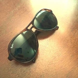 VINTAGE Ray Ban Vegabond Shades